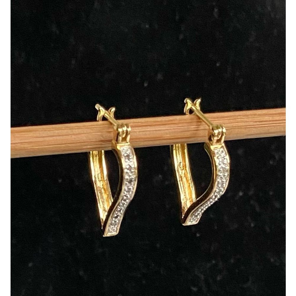 R# Adorable Gold Vermeil Heart Dangles - Picture 6 of 7